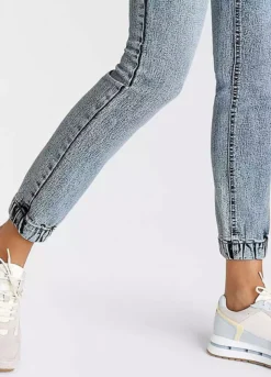 Arizona Elasticated Waist Straight Leg Jeans