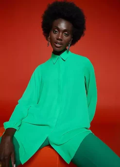 Freemans Green Hanky Hem Shirt