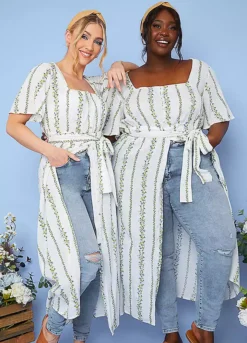 Stacey Solomon Responsible Viscose White Floral Square Neck Button Through Longline Blouse 11 Stacey Solomon Responsible Viscose White Floral Square Neck Button Through Longline Blouse -Cheap Ward Aunt Store Stacey Solomon Responsible Viscose White Floral Square Neck Button Through Longline Blouse74D997FRSP W09